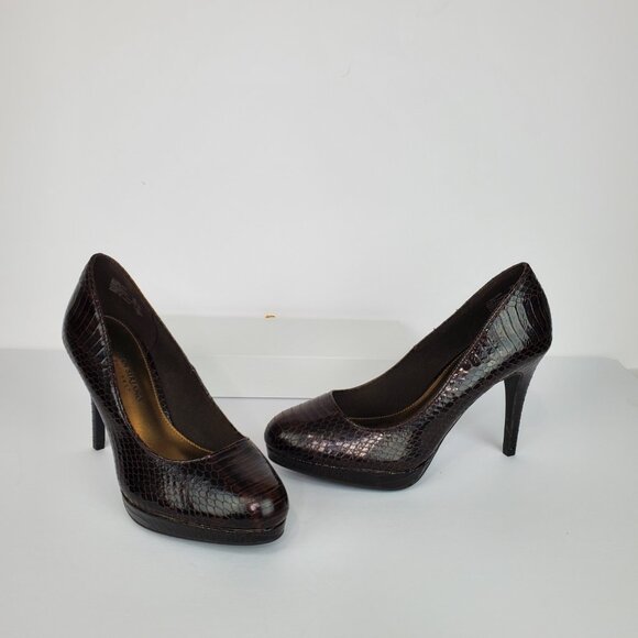 Christian Siriano for Payless Closed Toe Faux Reptile Classic Heels Shoes Size 7 - Picture 15 of 16
